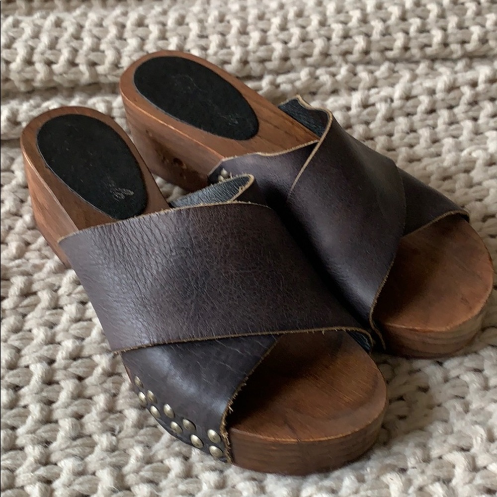 Free people clogs